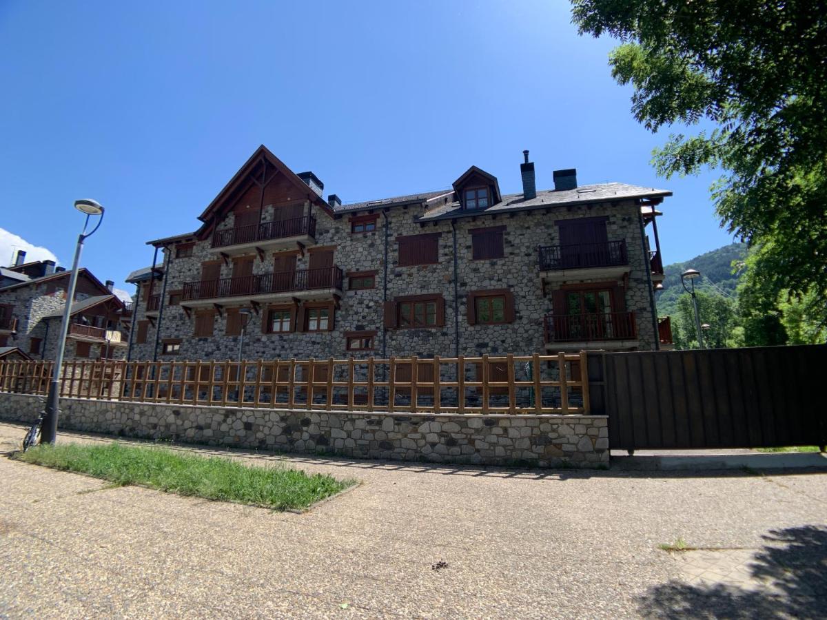 B31 - Urb. La Coma 3º - Villmor Apartment Benasque Exterior photo