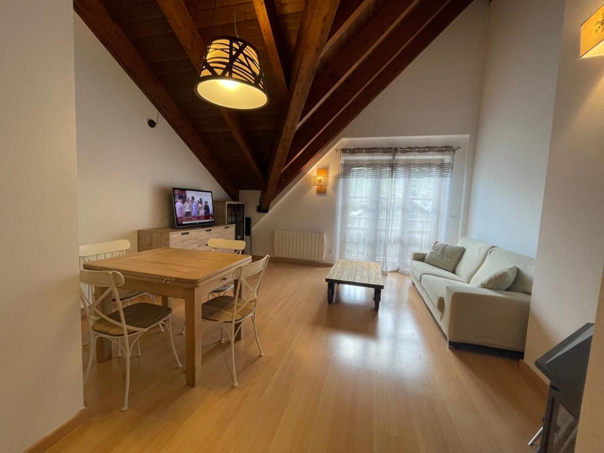 B31 - Urb. La Coma 3º - Villmor Apartment Benasque Exterior photo